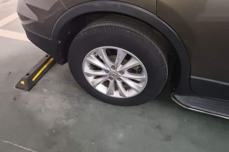 Used Buick Envision 2014 28T Four-Wheel Drive Elite Model