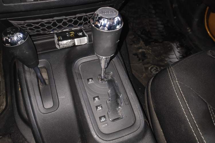 Used Jeep Wrangler 2014 3.0L Sahara Four-Door Edition