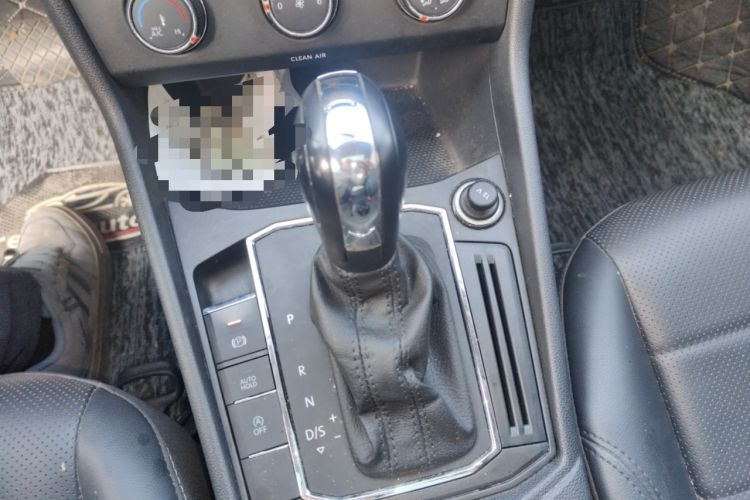 Used Volkswagen Lavida 2019 1.5L Automatic Comfort Edition China VI Standard
