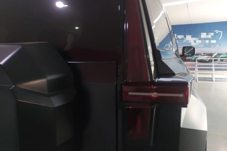 Used Brave warrior 917 2023 Range-Extended Base Model
