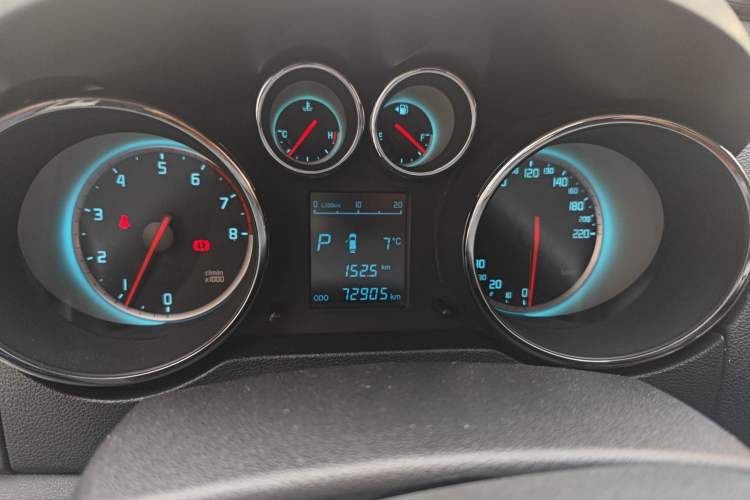 Used Changan CS35 2015 1.6L Automatic Luxury Model China IV Standard