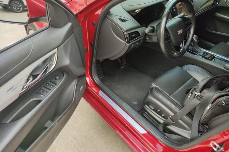 Used Cadillac ATS-L 2017 28T Fashion Edition