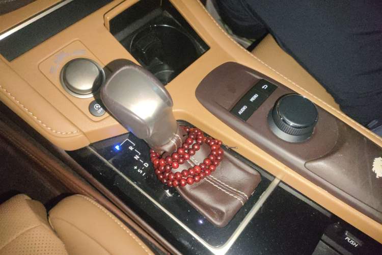 Used Lexus ES 2015 200 Elite Edition
