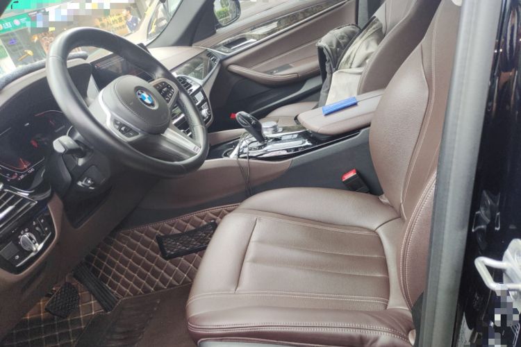 Used BMW 5 Series 2020 525Li M Sport Package Left Front Seat