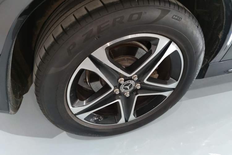 Used Mercedes-Benz GLE 2023 GLE 350 4MATIC Stylish Model
