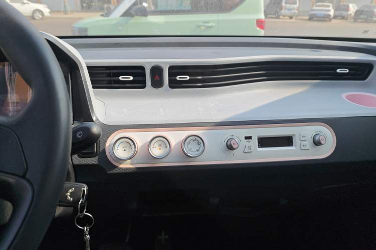 Used Wuling Hongguang MINIEV 2021 Macaron Fashion Model Lithium Iron Phosphate