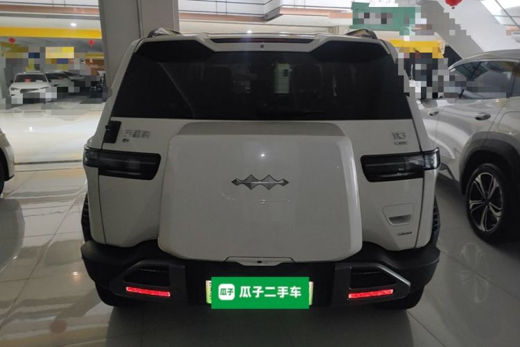 Used Formula Leopard Titanium 3 2025 501 km All-Wheel Drive Intelligent Driving Max Edition

