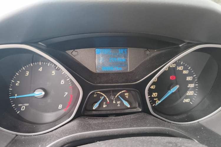 Used Ford Focus 2012 Sedan 1.6L Automatic Comfort Model
