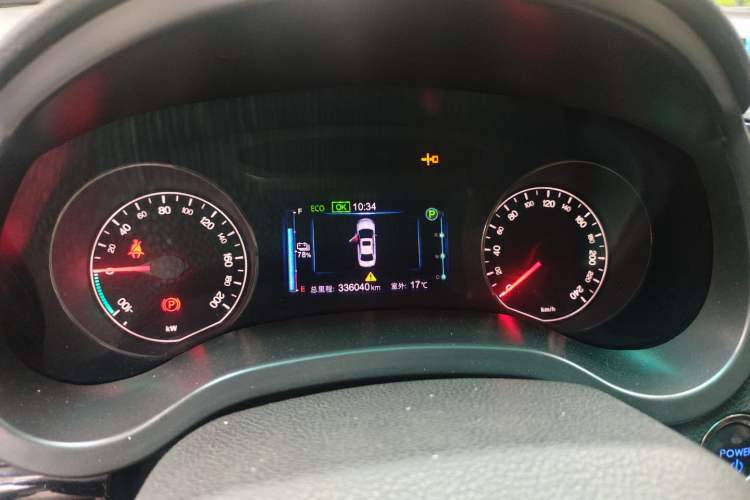 Used BYD e5 2018 450 Smart Connect Enjoyment Version
