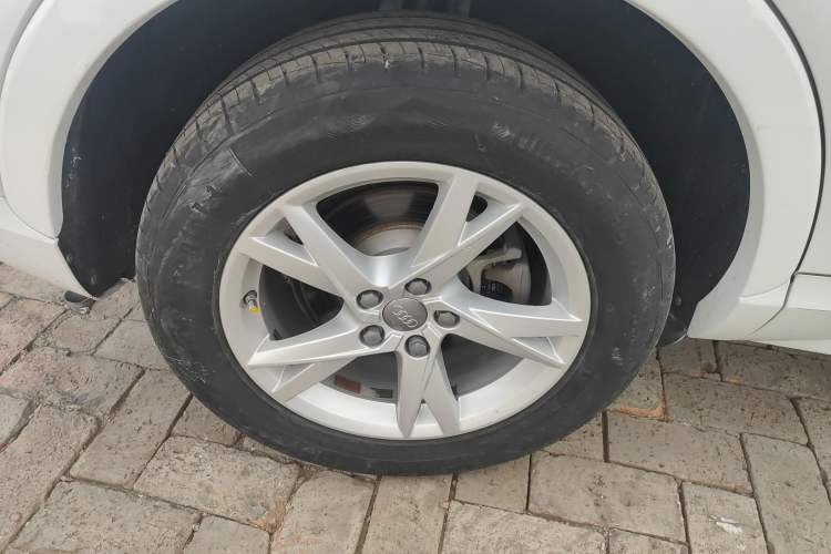 Used Audi Q3 2017 35 TFSI Fashion Model
