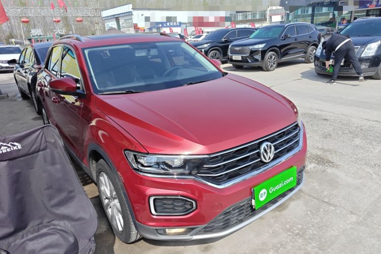 Used Volkswagen T-ROC 2019 230TSI DSG Two-Wheel-Drive Advanced Version China VI Standard Front Right 45 Deg