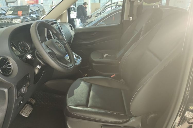 Used Mercedes-Benz Vito 2021 2.0T Elite Version 7 Seats