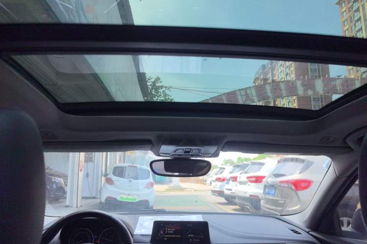 Used BMW 1 Series 2017 118i Design Package Model Headliner