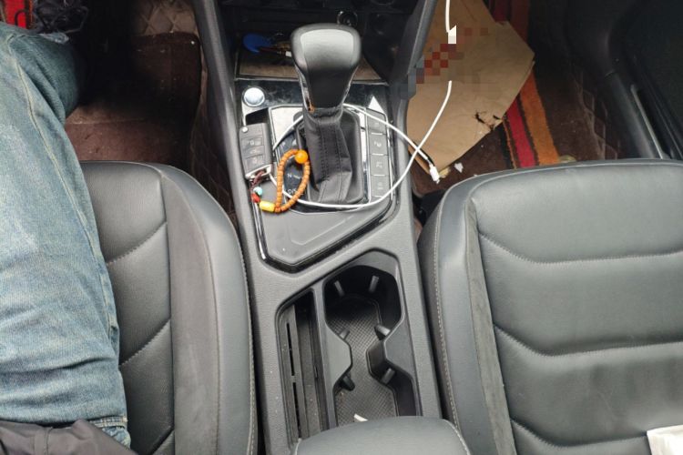 Used Volkswagen Tiguan L 2021 330TSI Automatic Two-Wheel Drive R-Line Enhanced Edition Gear Lever