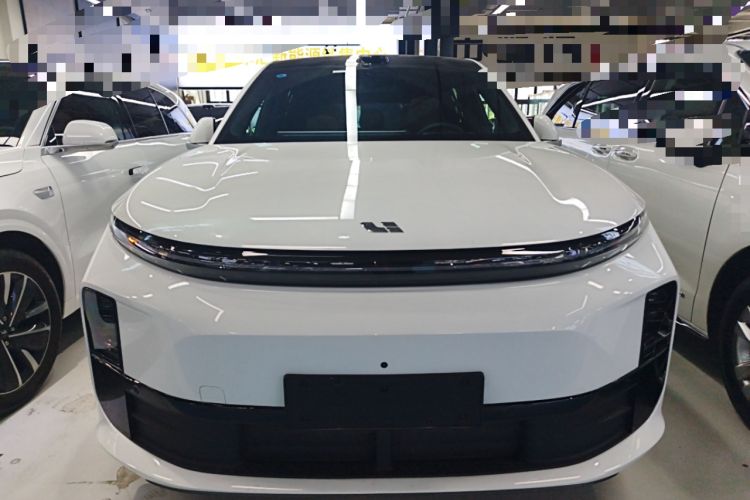 Used Li Auto L6 2025 Pro Smart Refresh Edition Front