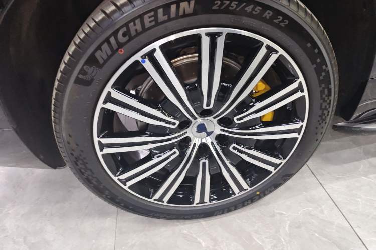 Used Denza N9 2026 Model Zunyue Model Exterior 1