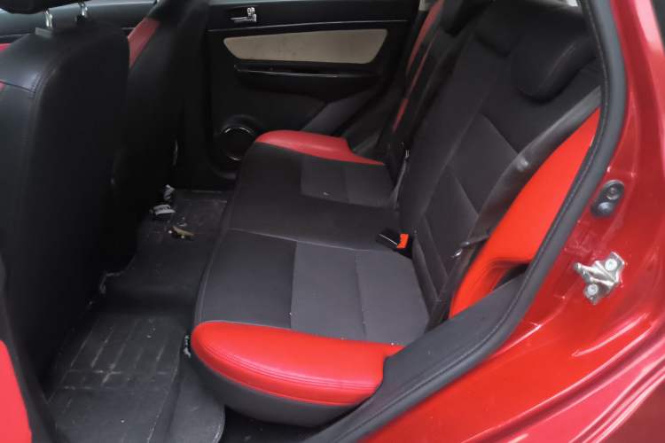 Used BAIC Senova X25 2015 1.5L manual Comfort trim level Left Rear Seat