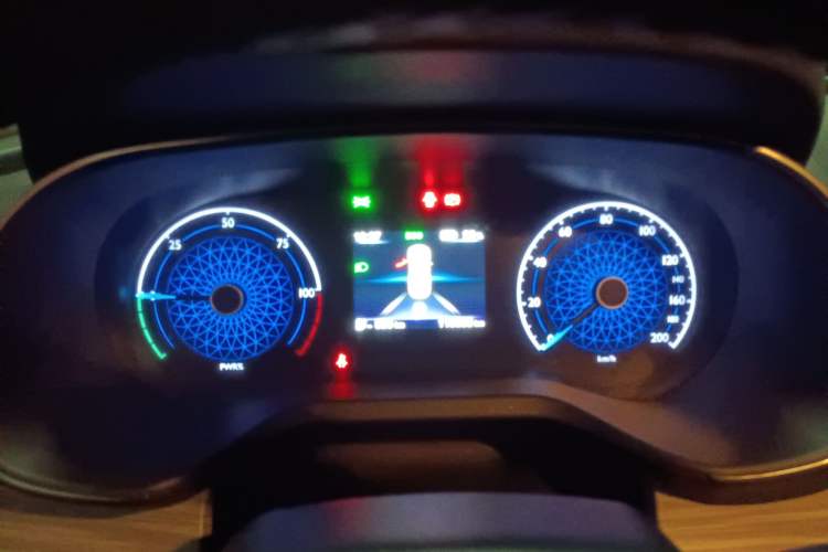 Used Hongqi E-QM5 2023 620km PLUS Instrument Cluster