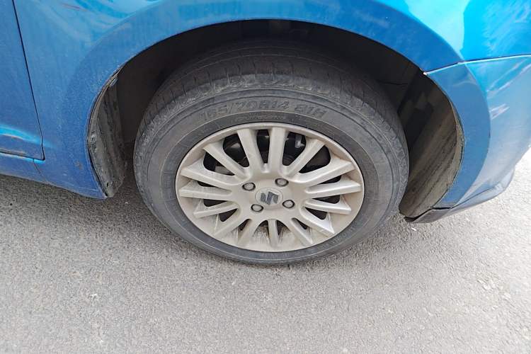 Used Suzuki Swift 2011 1.3L Manual Value Edition