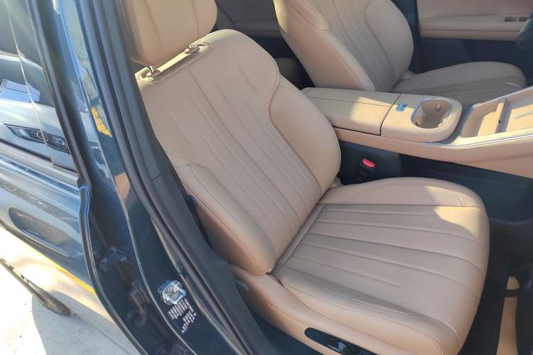 Used AION i60 2026 Model 210 Standard Edition Right Front Seat