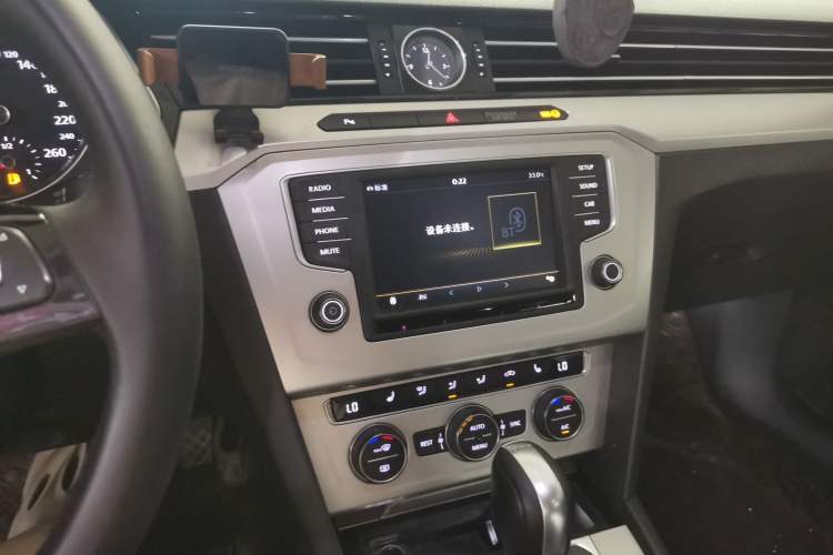 Used Volkswagen Variant 2017 380TSI Two-Wheel Drive Comfort Edition