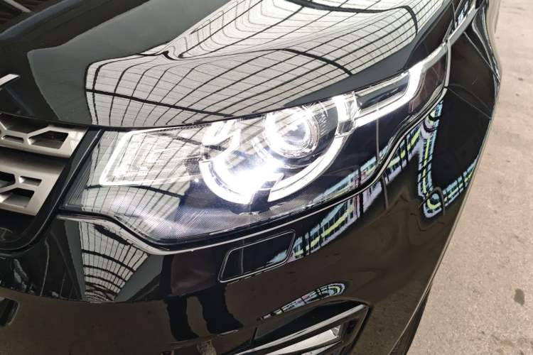 Used Land Rover Discovery Sport 2019 240 PS SE Version China V Standard Left Front Headlight