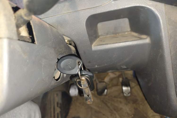 Used BAIC Weiwang 306 2016 1.2L Basic Version 7 Seats A12 China IV Emission Standard
