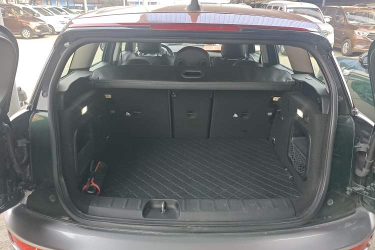 Used MINI Clubman 2016 Revised Version 1.5T COOPER Connoisseur Edition