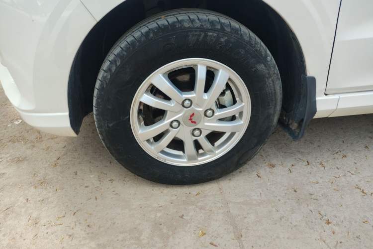 Used Wuling Hongguang 2021 1.5L Facelifted S Comfort Version with Electric Power Steering LAR
