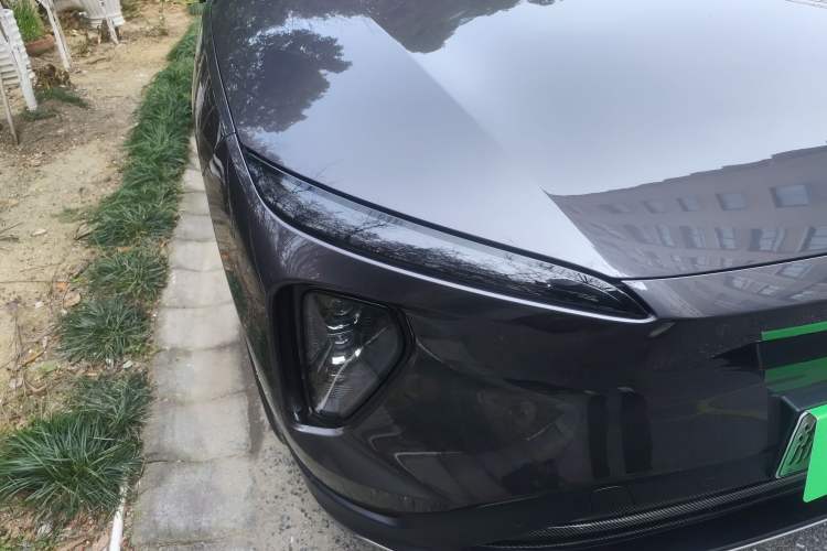 Used Nio ES6 2023 75 kWh Right Front Headlight