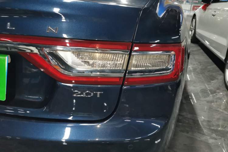 Used Lincoln Continental 2017 2.0T Two-Wheel-Drive Luxury Edition
