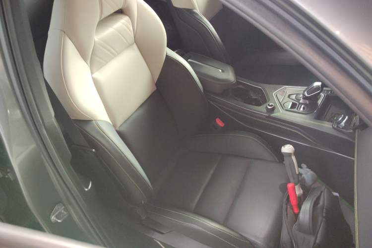 Used Lynk & Co 05 2022 2.0TD Two-Wheel Drive Zhaoyang Plus
