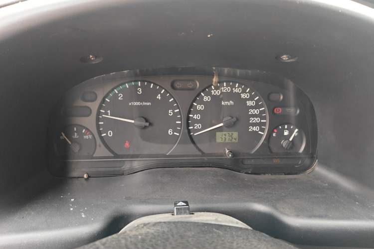 Used Ford Classic Transit 2016 2.8T Diesel Short-Wheelbase 6-Seater Mid-Roof Multifunction Vehicle JX493ZLQ4
