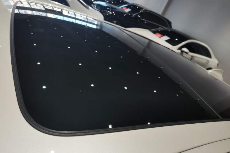 Used BMW 5 Series 2022 Second Facelift 530Li Leading Edition M Sport Package
