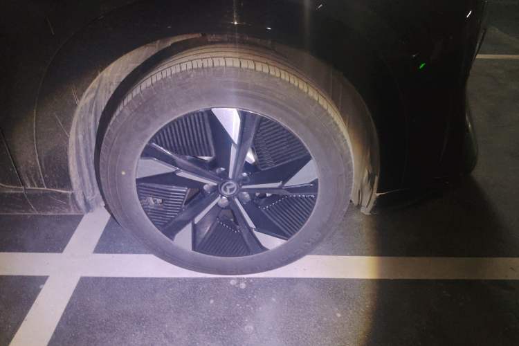 Used Mazda EZ-60 2025 Model Range-Extended 200 Max
