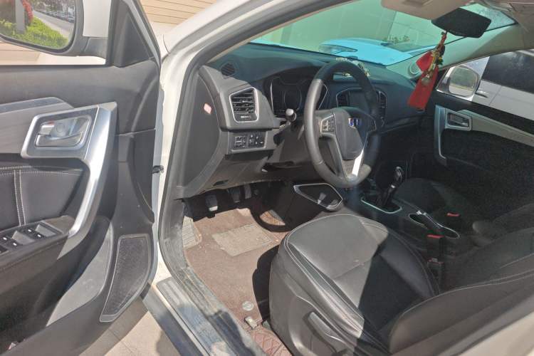 Used Geely Auto Vision X6 2016 1.8L Manual Luxury Model