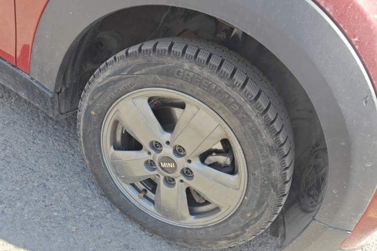 Used MINI 2015 1.2T ONE Five-Door Edition Right Front Wheel Hub