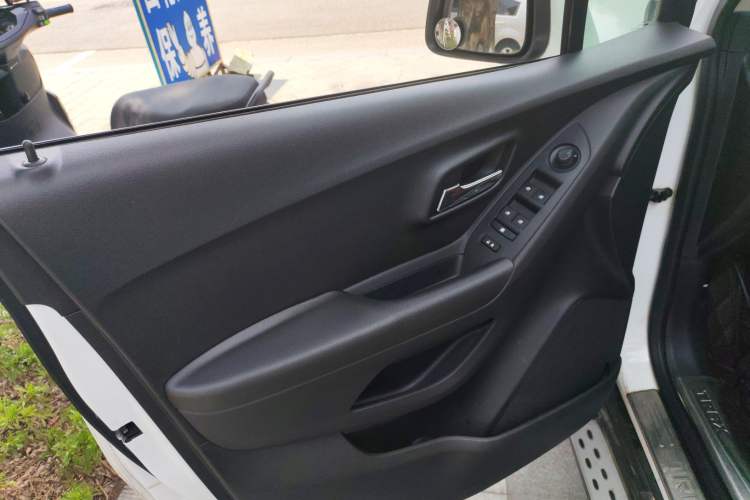 Used Chevrolet Trax 2014 1.4T Automatic Two-Wheel Drive Comfort Version