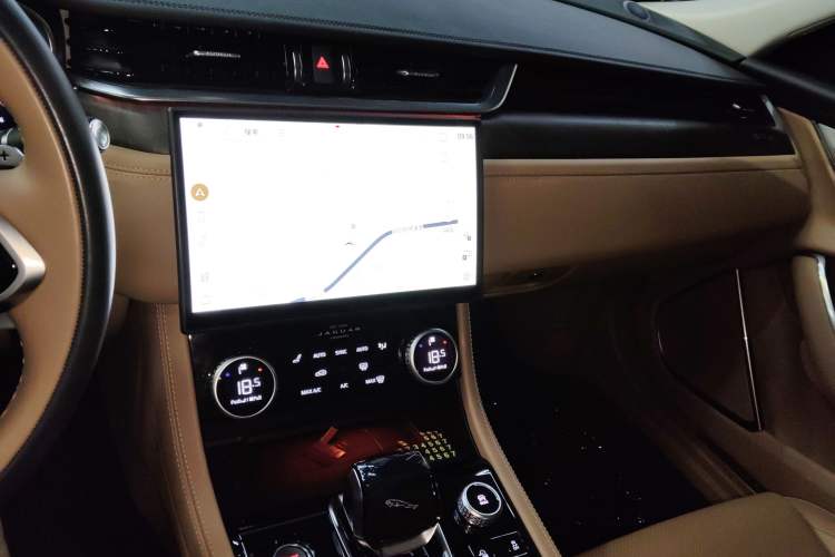 Used Jaguar XFL 2024 2.0T P250 Two-Wheel Drive Prestige Luxury Edition
