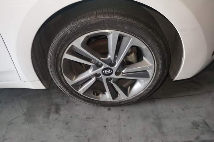 Used Hyundai Elantra (6th Generation / Lingdong) 2016 1.6L Automatic ZhiXuan – Elite Version
