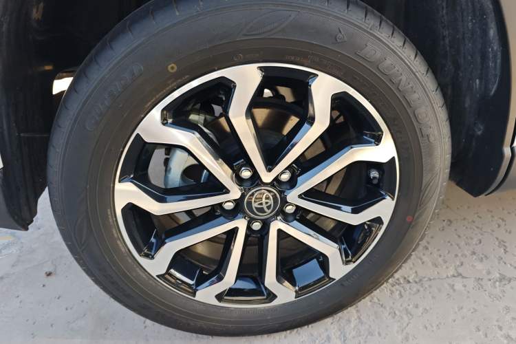 Used Toyota FRONTLANDER 2023 2.0L CVT Luxury Edition
