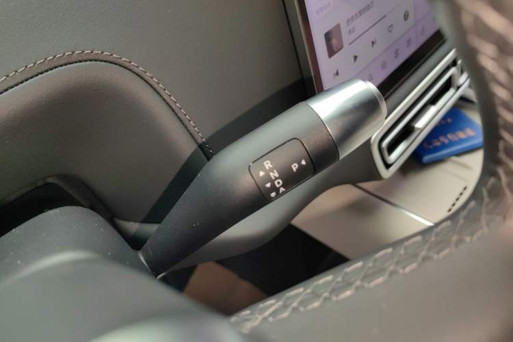 Used Li Auto L8 2025 Pro Smart Refresh Edition