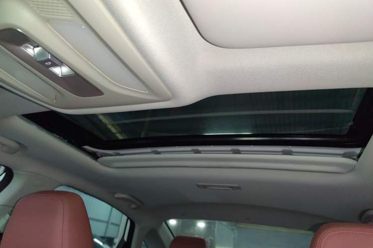 Used CHANGAN Eado 2022 PLUS Blue Whale NE 1.4T GDI DCT Prestige Edition
