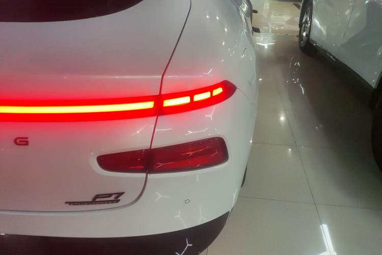 Used XPeng P7 2023 P7i 610 Max Performance Edition