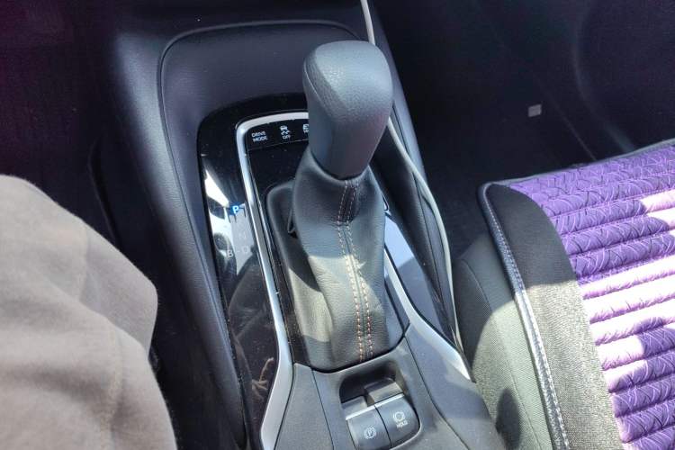 Used Toyota Levin 2024 Smart Electric Hybrid Dual-Engine 1.8L Leading Edition