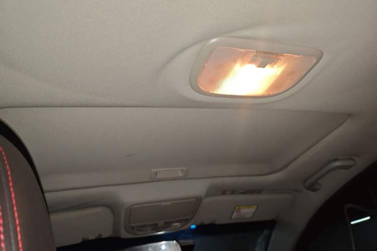 Used Geely Auto Emgrand 2015 Sedan 1.5L CVT Upward Version