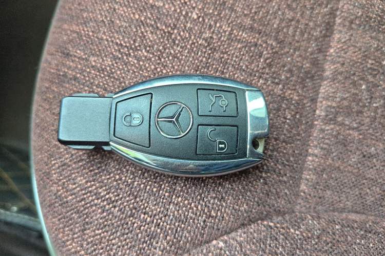 Used Mercedes-Benz GLE 2016 GLE 320 4MATIC Dynamic Edition Vehicle Key