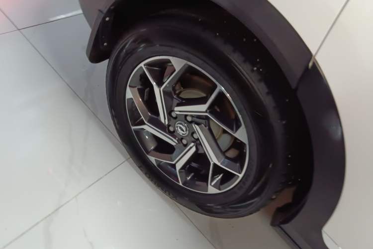 Used Dongfeng Aeolus AX7 2020 1.6T Automatic AI Navigation Model China VI Standard