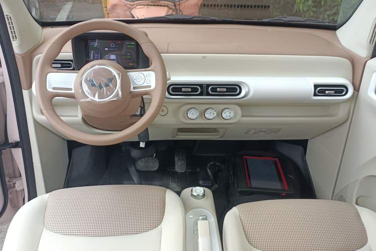 Used Wuling Hongguang MINIEV 2024 3rd Generation 215km Youth Edition