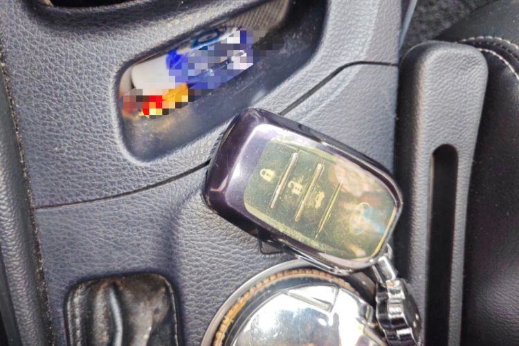 Used Toyota Levin 2016 Dual-Engine 1.8H V E-CVT Luxury Edition